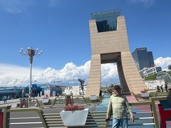 -霍尔果斯国门景区