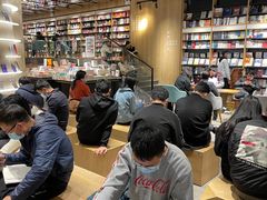 -覔书店(壹方城店)