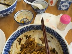 -沪西老弄堂面馆(定西路店)