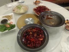 -鑫巴蜀小镇 · 水煮鱼专研店(玉桥店)