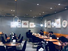 -POKEE VIA&Brunch·维娅(重庆来福士店)