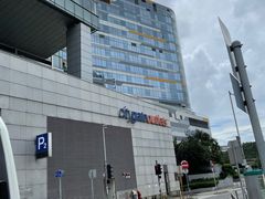 -东荟城名店仓