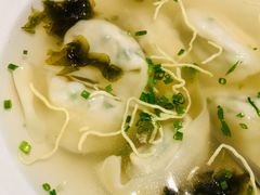 黄鱼馄饨-松鹤面馆·古法焖肉面(观前店)