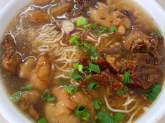 牛腩拼猪肠粉-海幢瑞芳饮食店