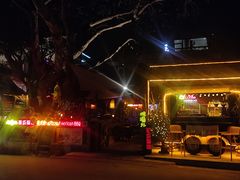 -城墙外BAR