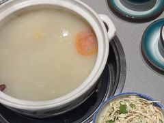 -四点金粥底火锅(沂州里店)