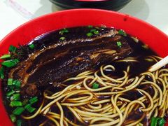 -小龙大肉面馆