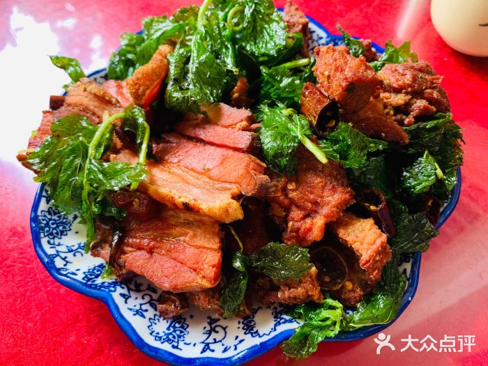老丽江餐馆(丽江华都商贸城店)薄荷炸排骨图片