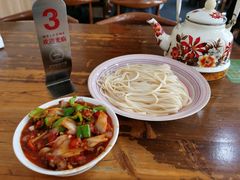 -歹歹的加个面过油肉拌面