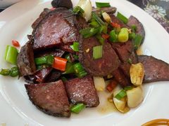 苗家血豆腐-龚师傅土菜馆.地道农家菜(魅力湘西店)