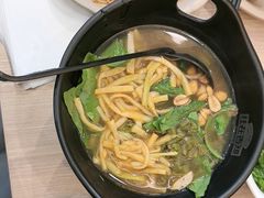 -桂在香知桂林米粉(红博中央公园店)