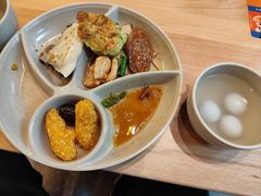 -素满香·全民食养自助(长宁龙之梦店)