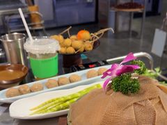 -鹿鸣山草本茶香火锅(园西路店)