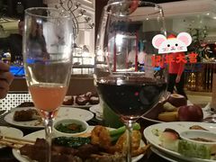 -荣誉国际酒店-云顶旋转餐厅