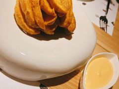 咸蛋黄薯角-ROIIN用心(杭州首店)