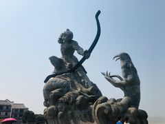 -巴陵广场
