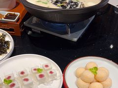 -香山湖家家宴(中山陵店)