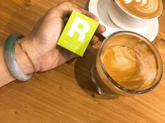 拿铁 white-HAY COFFEE