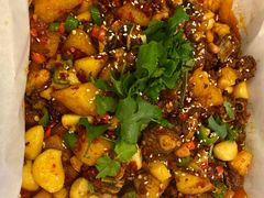 -鸿通城购物中心