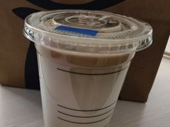 粉樱气泡咖啡-瑞幸咖啡(石榴中心店)