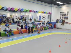 -米高蓝斯克国际轮滑中心(中铁建店)