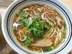 -小马牛肉面·牛骨熬制(南京博物院店)