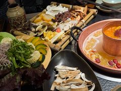 -菌自由丨野生菌火锅特色庭院餐厅(丽江古城店)