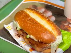 -麦当劳(金狮广场店)
