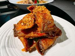 -HOMES上海本帮菜(襄阳公园店)