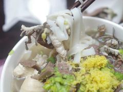 -潮镇老尾牛杂(环城西路店)