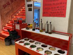-黔哆哆地摊酸汤火锅(清湖店)