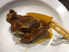散养大公鸡锅-缘福乡村铁锅炖民宿(八达岭店)