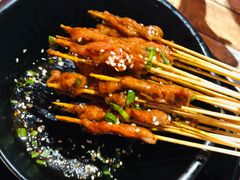 -虾弄弄海派小龙虾·牛羊蝎子火锅