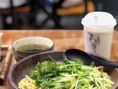 蟹黄拌面-和府捞面(东直门银座店)