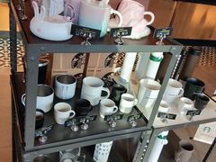 零售区-星巴克臻选(宁波世纪东方广场店)