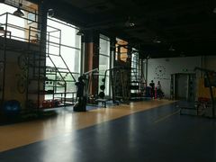 -VLines耀能运动Space&Flow(国贸店)