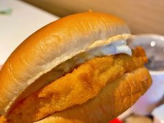 麦香鱼辣翅套-麦当劳(盐城世纪大道得来速店)