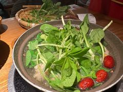 -吃饭皇帝大(长宁龙之梦店)