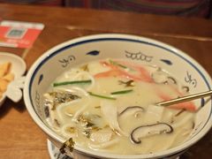 -雀舞云南菜(天津天河城购物中心店)