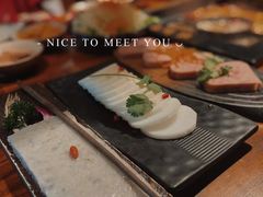 -老牌坊云南鱼豆花火锅(爱建店)