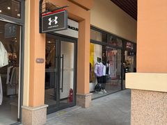 -UNDER ARMOUR(新燕莎奥莱店)