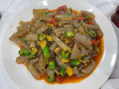 -乡土特色.冷锅鱼.牦牛肉汤锅