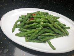 -老板很二(吉大店)