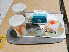 -麦当劳(展览路店)