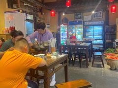 -富正毅三下锅·湘西韵味(天门山索道店)