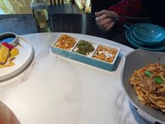 -荷塘秋月·本帮江浙菜(国权路店)