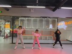 -U.P流行舞蹈文化艺术中心(财富星座店)