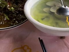 -鑫悦楼煎蟹·16年海鲜大排档