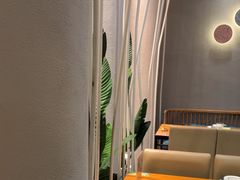 -莲餐厅·湖北菜·潜江小龙虾店(愚园路店)