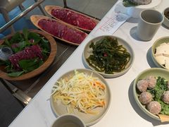 -左庭右院鲜牛肉火锅(金山万达店)